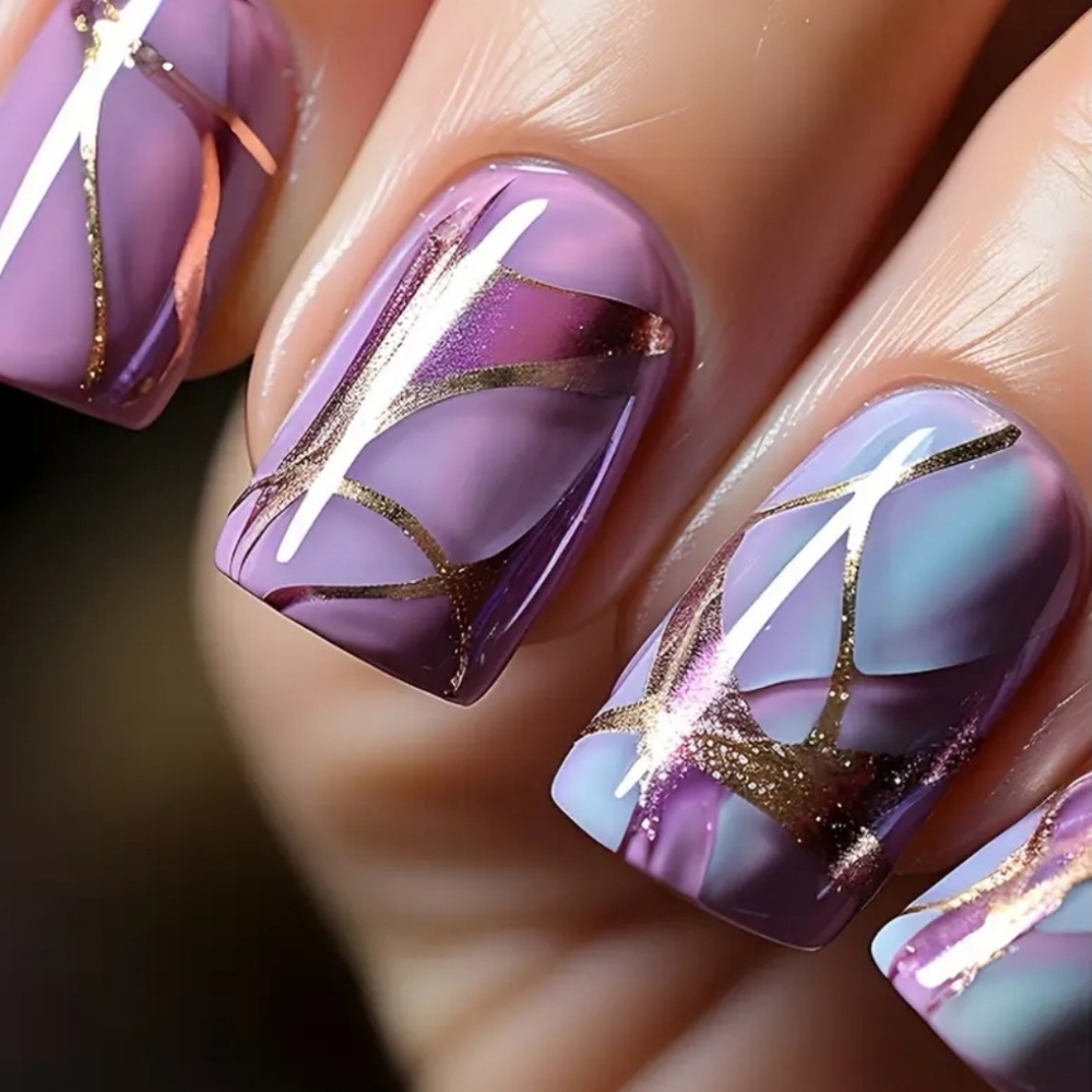 Cute Press-on Nails - Picture 1 of 2